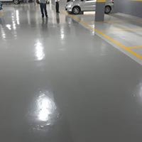 Aplicação de Epóxi em Concreto