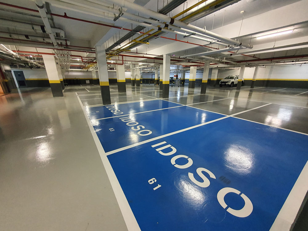 Aplicação de Epóxi em Estacionamento