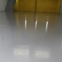 Aplicação de Resina Epóxi em Piso