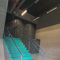 Atendendo às exigências de segurança: a importância da demarcação de piso industrial nas normas e regulamentações