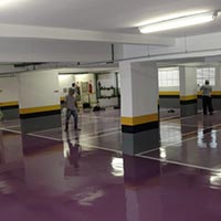 Maior segurança para o veículo com o piso epóxi garagem
